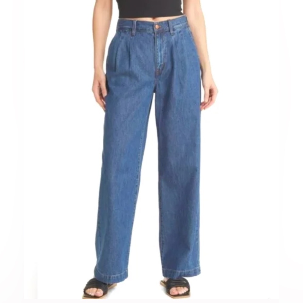 Madewell Pleated Baggy Straight Jeans